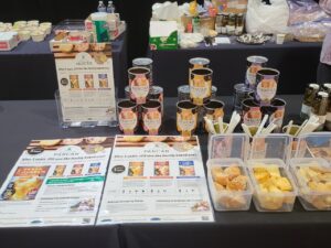 2月18日にハワイで開催された日本食イベント「Taste of Japan in Big Island 2023」に「わたポイ」「パン缶」「干し芋」「粉末出汁」等を出展しました